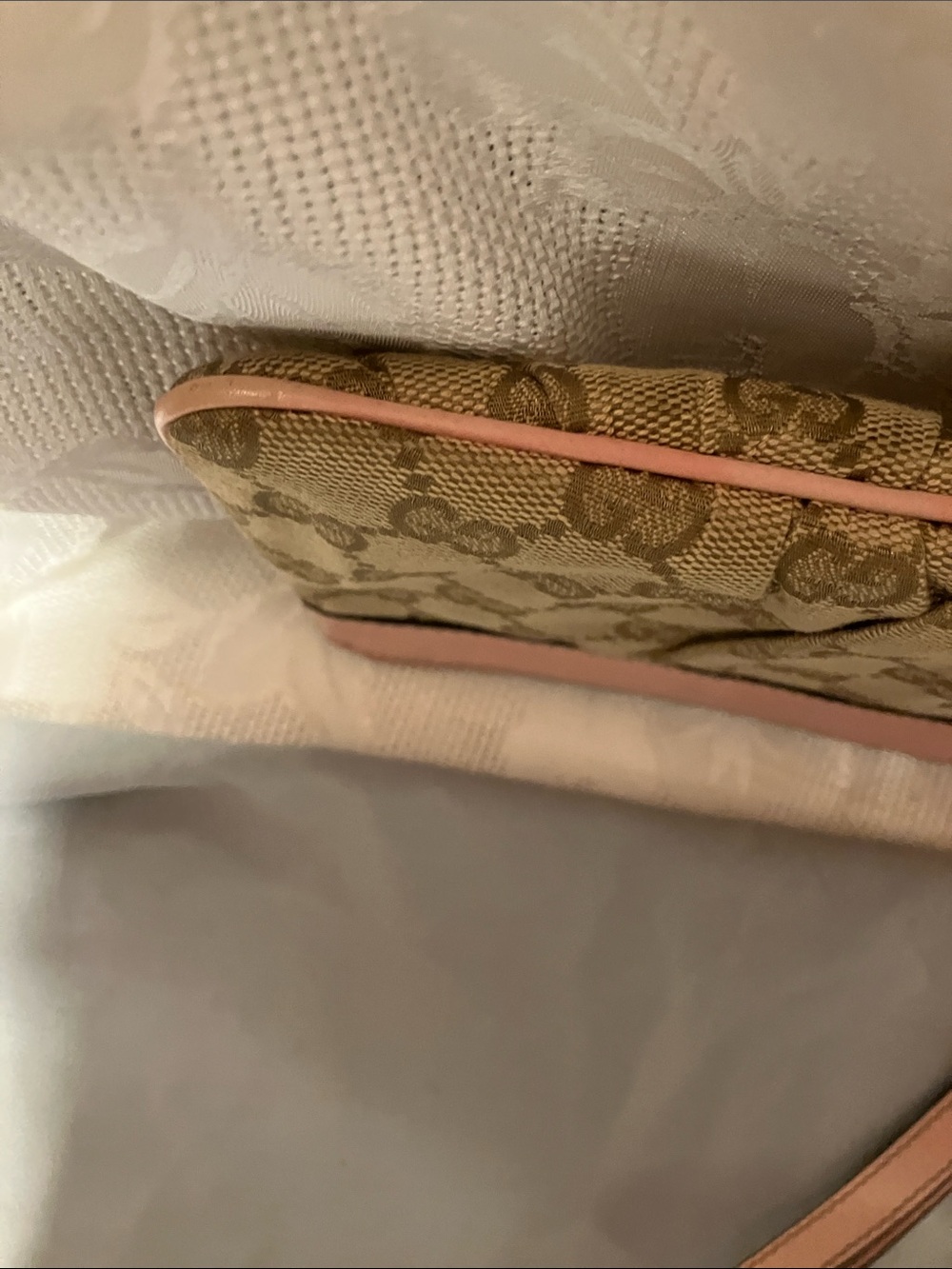 Gucci Beige Monogram Wristlet with Pink Trim and Gold Hardware - Picture 3 of 16